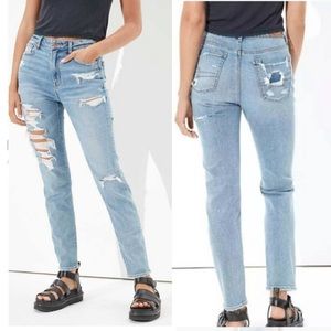 light wash mom jeans